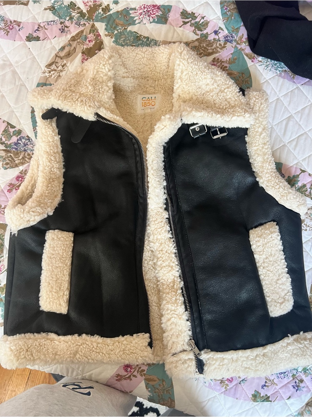 Women’s Faux Leather Sherpa-Lined vest